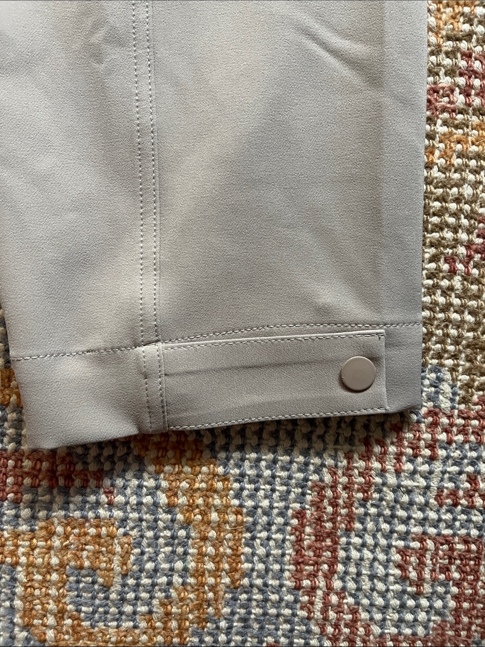 Athleta Endless High Rise Cargo Pants Tan Women’s Size 14 EUC - Picture 2 of 10